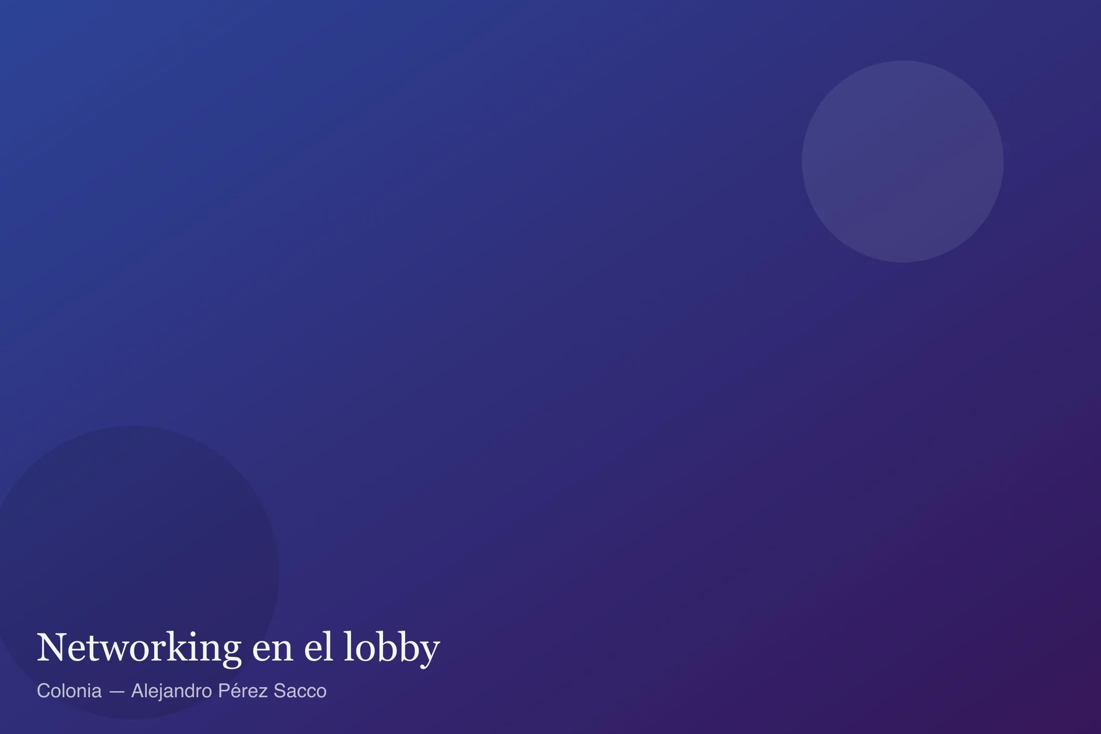 Networking en el lobby del evento en Carmelo